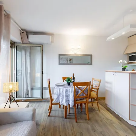 Les Platanes-3 By Interhome *